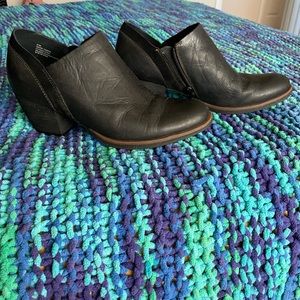 KORKS Thyone Leather Boot